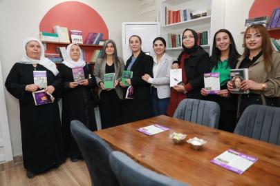 İpekyolu Belediyesi Stêrk Kadın Eserleri Kütüphanesinin Açılışını Yaptı