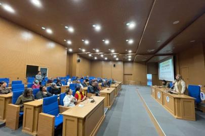 Tuşba Belediyesi, 25 Kasım Kapsamındaki Etkinliklerine Muhtarlarla Devam Etti