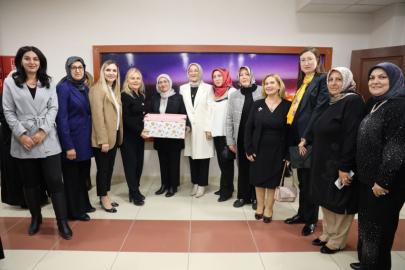 Demet Sabancı, Van’da kadın üreticilerle bir araya geldi