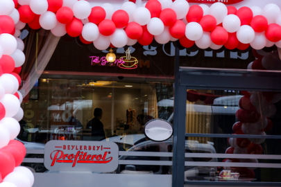 İstanbul’un en lezzetli ekleri artık Van’da -Beylerbeyi Profiterol Van’da hizmete açıldı