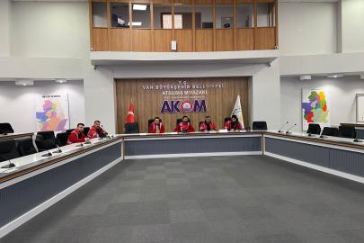 VAN BÜYÜKŞEHİR BELEDİYESİ KAR YAĞIŞINI AKOM’DA ANLIK TAKİP EDİYOR