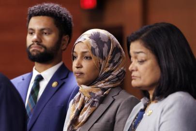 ABD'nin ilk Müslüman kadın kongre üyelerinden Omar'a saldırı