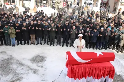 Kıbrıs Gazisi Mustafa Zorer Son Yolculuğuna Uğurlandı