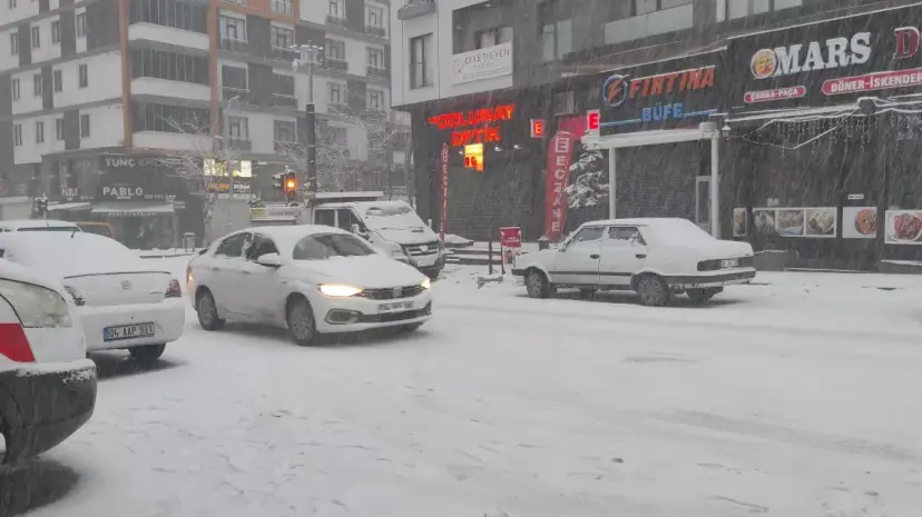 Van'da  eğitime kar engeli