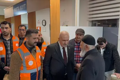 AK Gençlik'ten Hastalara Sahurluk İkramı