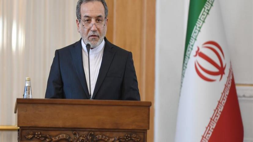 Arakçi: Teslim olmuyoruz çünkü İranlıyız