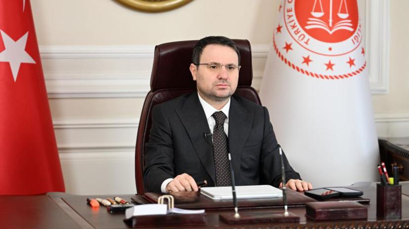 Bakan Gürlek’ten 81 il başsavcılığına yasa dışı bahis ve kumarla mücadele talimatı