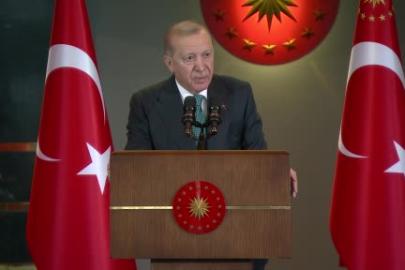 Cumhurbaşkanı Erdoğan: "Terörsüz Türkiye sürecini sabote etmek isteyen karanlık odaklara rağmen 16 aydır başarıyla süreci yönetiyoruz"