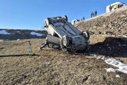 Erciş'te Trafik Kazası: 3 Yaralı