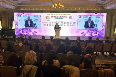 HAK-İŞ'in "Türkiye kadın buluşmaları" programı Van'da düzenlendi