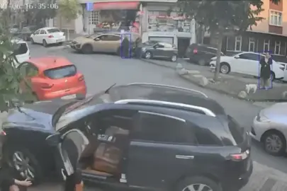 Kendi kullandığı aracın altında kaldı: Türk sineması gibi