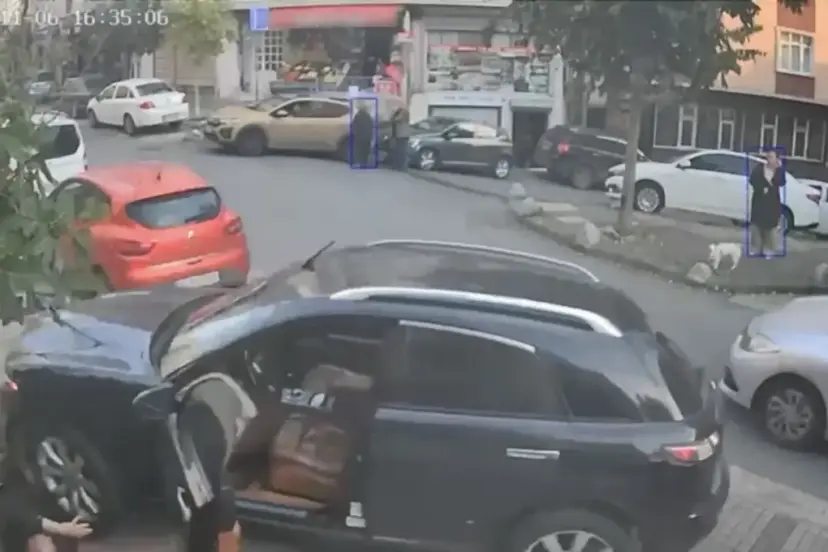 Kendi kullandığı aracın altında kaldı: Türk sineması gibi