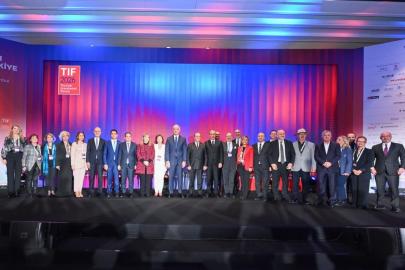 Kültür ve Turizm Bakanı Ersoy, turizm gelirindeki artışa vurgu yaptı