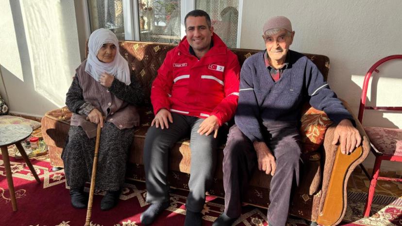 Selçuk Yay: "Büyüklerimiz bizim baş tacımızdır"