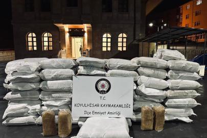 Sivas’ta 1 ton 337 kilo kaçak tütün ele geçirildi