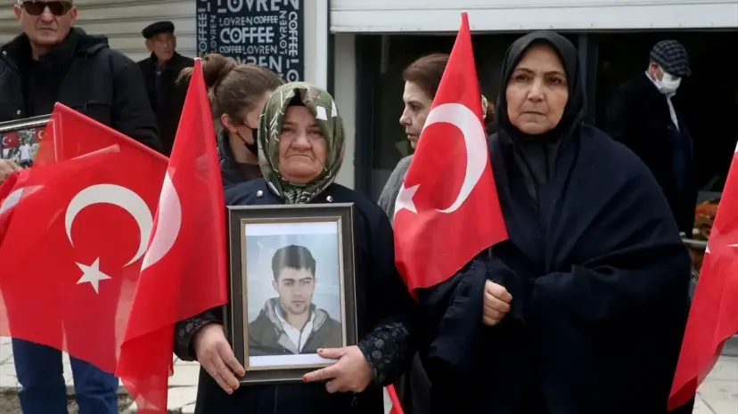 Van'da Aileler Çocukları İçin Eylemde