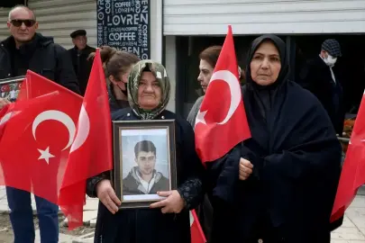 Van'da Aileler Çocukları İçin Eylemde