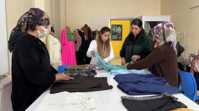 Yüksekovalı kadınlar hem meslek öğreniyor hem geleceğe hazırlanıyor