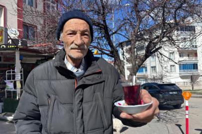 34 yıldır su içemeyen yaşlı adam: "Suya hasret kaldım, gülmeye hasret kaldım"