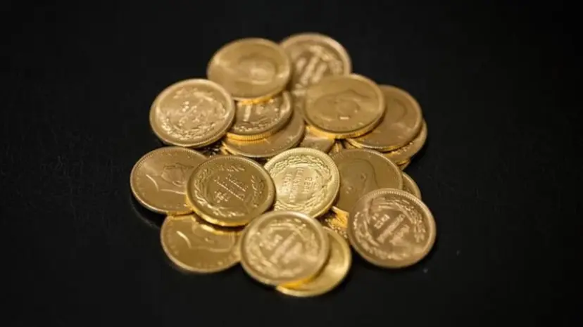 Altın yeni haftaya düşüşle başladı