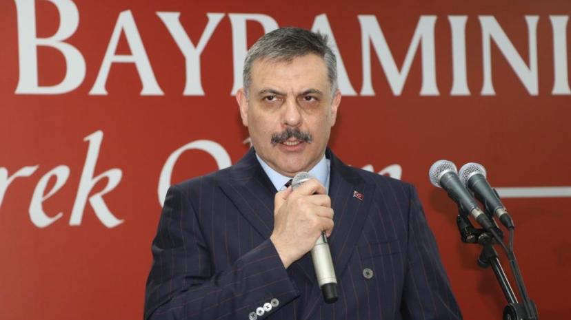 Bakan Çiftçi, asker ve vatandaşlarla bayramlaştı