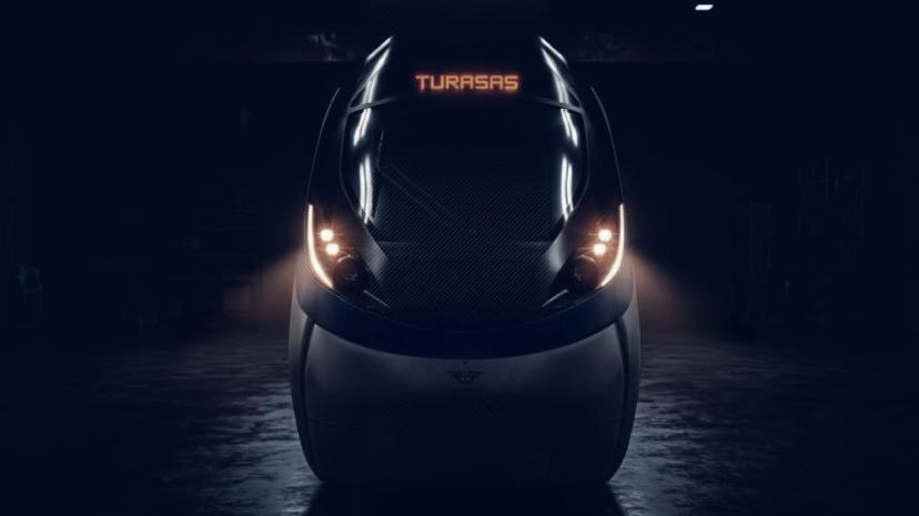 Bakan Uraloğlu: "Cuma günü Milli Elektrikli Hızlı Trenimizi raylara indirerek, test sürecini resmen başlatacağız"