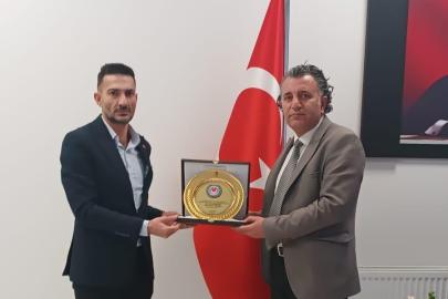 Başkan Ölmez’den Müdür Yeşilova’ya ziyaret