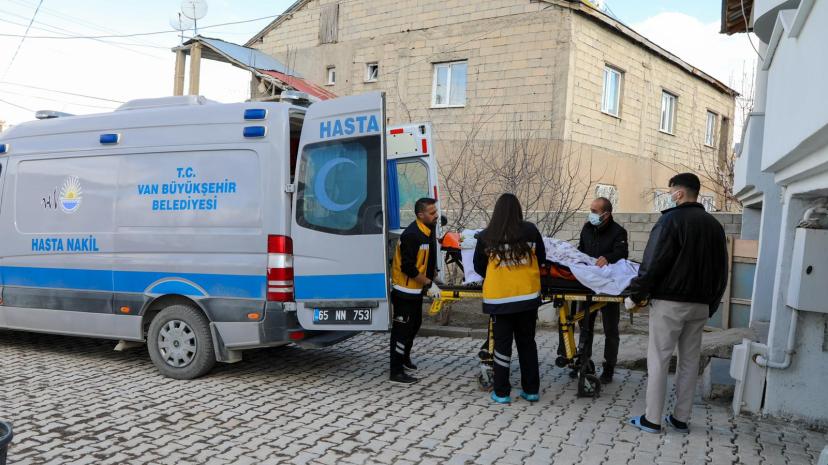 BÜYÜKŞEHİR’DEN HASTA NAKİL HİZMETİ