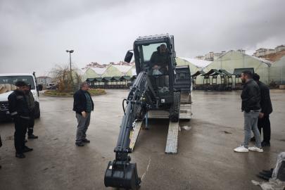 Edremit Belediyesi araç filosunu güçlendirmeye devam ediyor