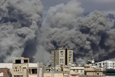 İran'da can kaybı bin 332'ye yükseldi