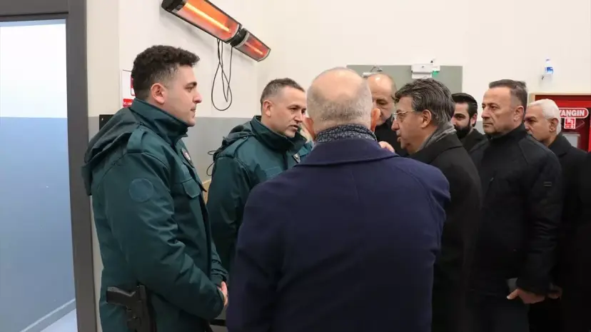 Milletvekilleri Kapıköy Gümrük Kapısı'nda İnceleme Yaptı