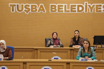 Tuşba Meclisi'ni Kadınlar Yönetti
