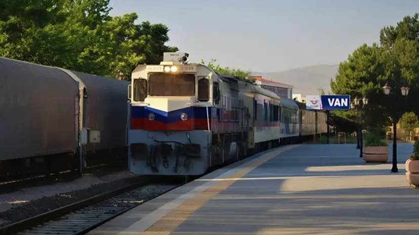 Van – İran tren seferleri durduruldu!