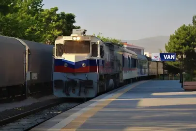 Van – İran tren seferleri durduruldu!
