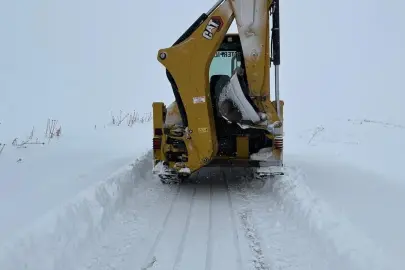 Van'da 42 yerleşim yerine ulaşım sağlanamıyor