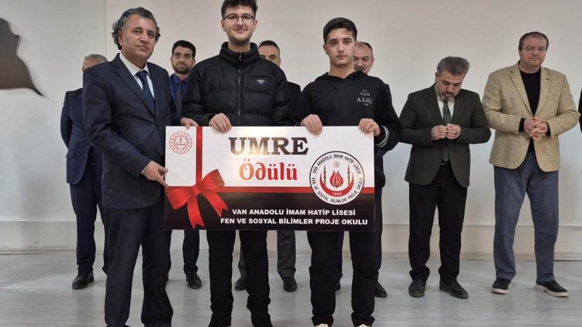 Van'da Hadis Ezberleme Yarışması'nın ödülleri verildi