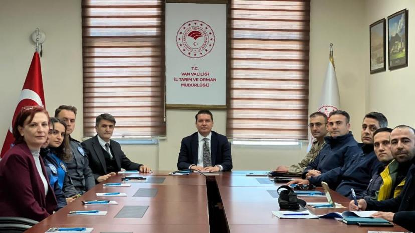 Van'da inci kefali av yasağı öncesi komisyon toplantısı yapıldı