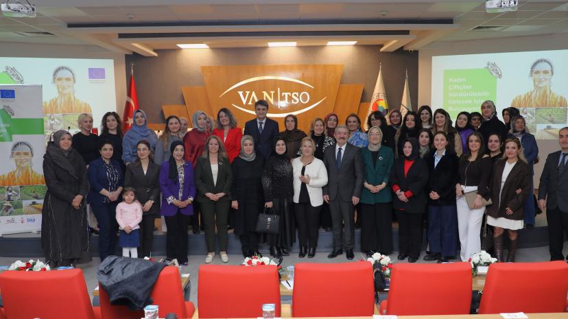 Van'da Kadın Çiftçiler Sürdürülebilir Gelecek İçin Buluşuyor Programı düzenlendi