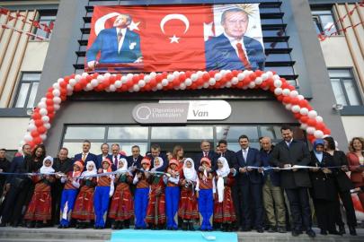 Bakan Tekin: "Bütün çocuklar özeldir"