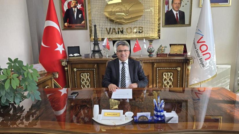 Başkan Memet Aslan’dan 23 Nisan mesajı