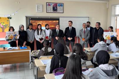 Çaldıran Müftülüğünden öğretmenlere "Geçmiş Olsun" çiçeği