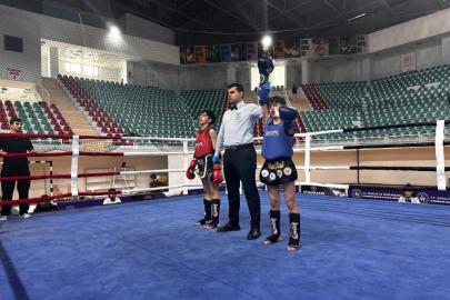 Çataklı öğrenci Muay Thai Türkiye Şampiyonu oldu