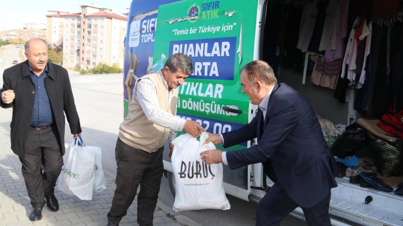 Edremit’te ikinci el kıyafet mağazası açılıyor