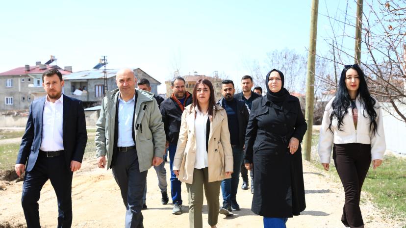 İpekyolu Eşbaşkanları Uzunay ve Şapkacı Çalışmaları Yerinde İnceledi