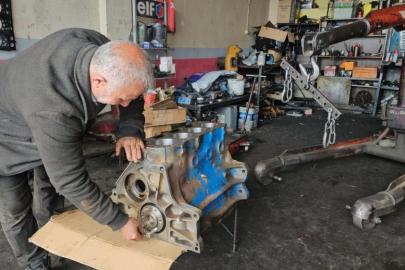 Sezon öncesi tamircilerde traktör yoğunluğu