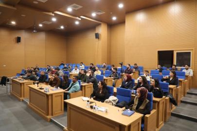 Tuşba Belediyesi ev sahipliğinde düzenlenen 'İmar Uygulamaları Eğitimi' son buldu