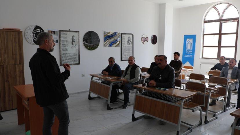 Tuşba Belediyesi’nden ‘Anadil’ hamlesi: Kürtçe dil kursları başladı