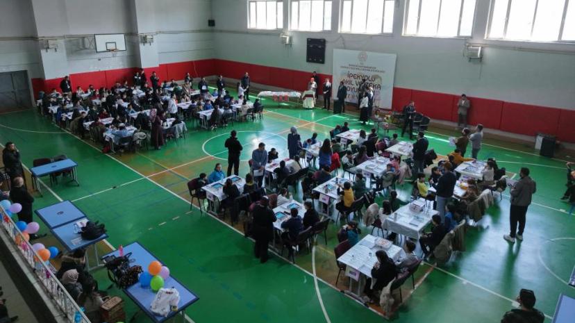 Van'da 180 öğrenci zekâ oyunlarında ter döktü