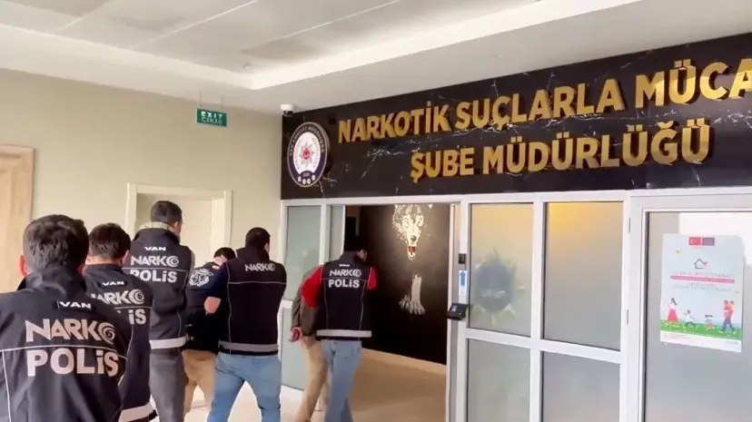 Van’da 240 kilogram uyuşturucu ele geçirildi: 5 şüpheli yakalandı
