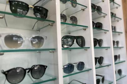 Van'da uzmanlardan sahte güneş gözlüğü uyarısı